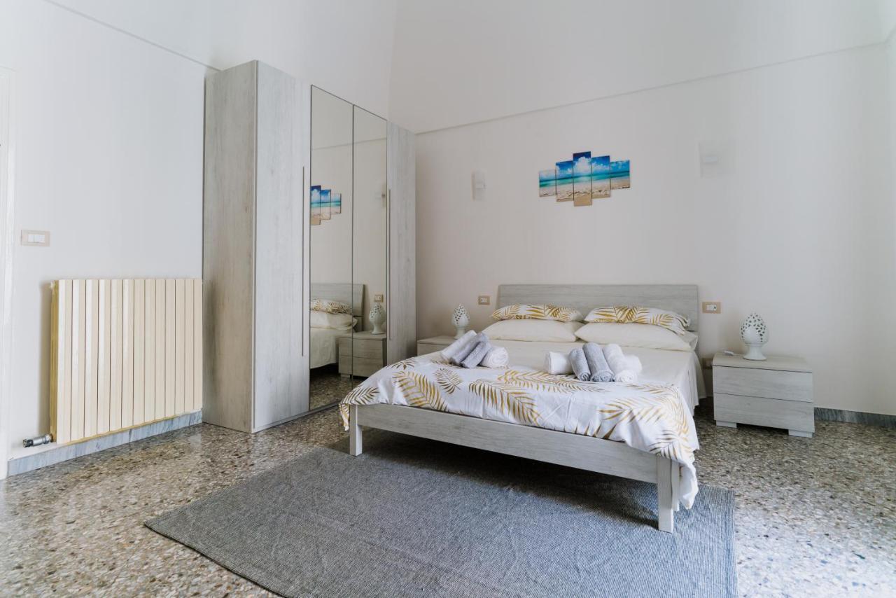 Palestro49 Holiday House Monopoli Exteriör bild
